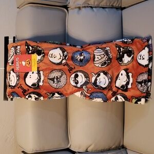Peanuts Snoopy Halloween Pet Throw NWT